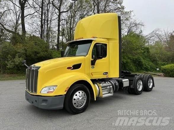 Peterbilt 579 Conventional Trucks / Tractor Trucks