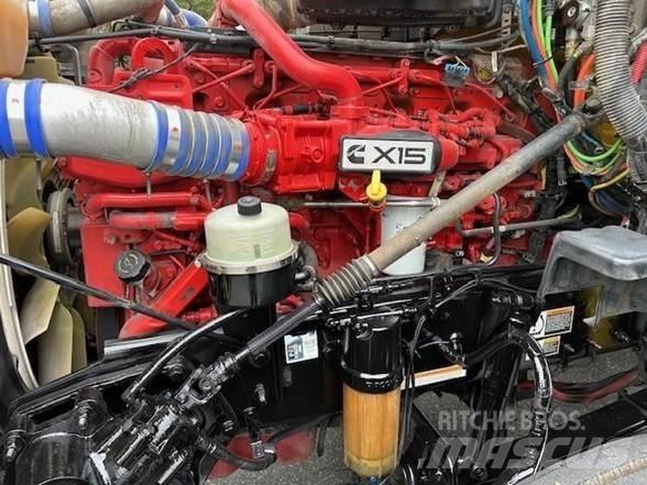 Peterbilt 579 Conventional Trucks / Tractor Trucks