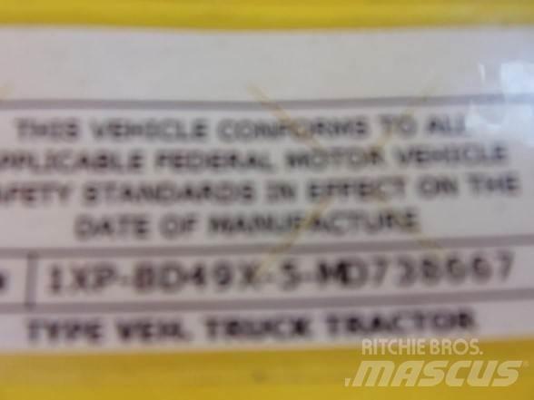 Peterbilt 579 Conventional Trucks / Tractor Trucks