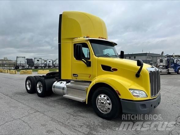 Peterbilt 579 Conventional Trucks / Tractor Trucks
