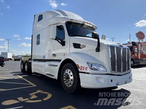 Peterbilt 579 Conventional Trucks / Tractor Trucks