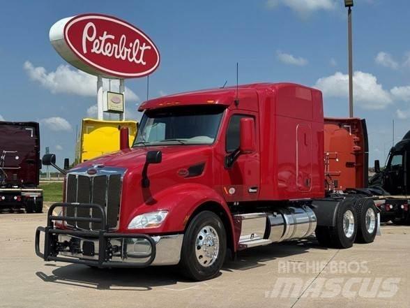 Peterbilt 579 Conventional Trucks / Tractor Trucks