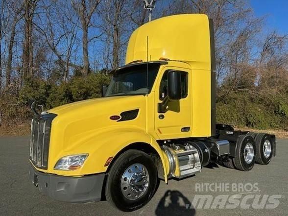 Peterbilt 579 Conventional Trucks / Tractor Trucks
