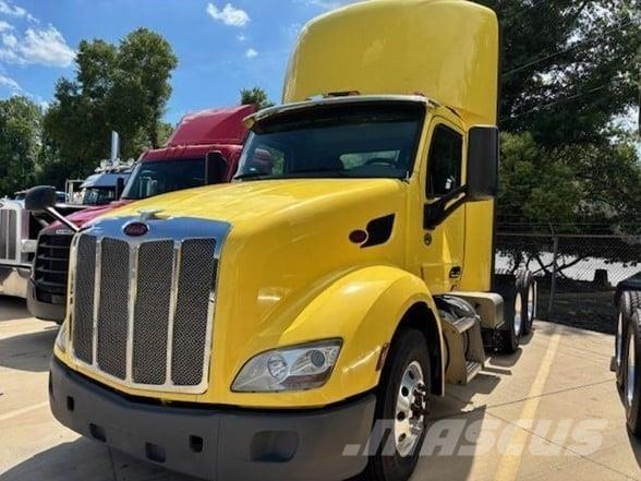 Peterbilt 579 Conventional Trucks / Tractor Trucks