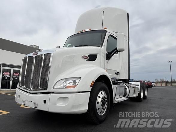 Peterbilt 579 Conventional Trucks / Tractor Trucks