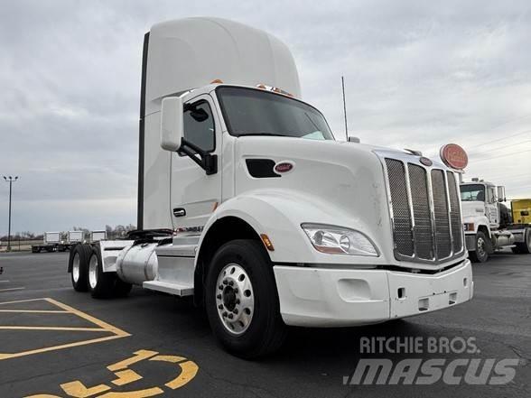 Peterbilt 579 Conventional Trucks / Tractor Trucks