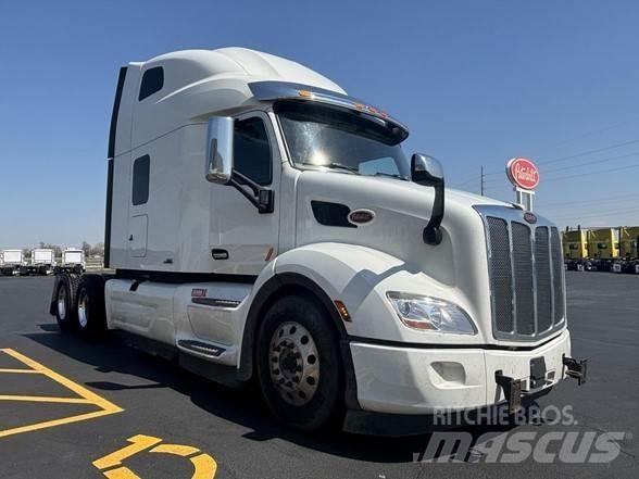 Peterbilt 579 Conventional Trucks / Tractor Trucks