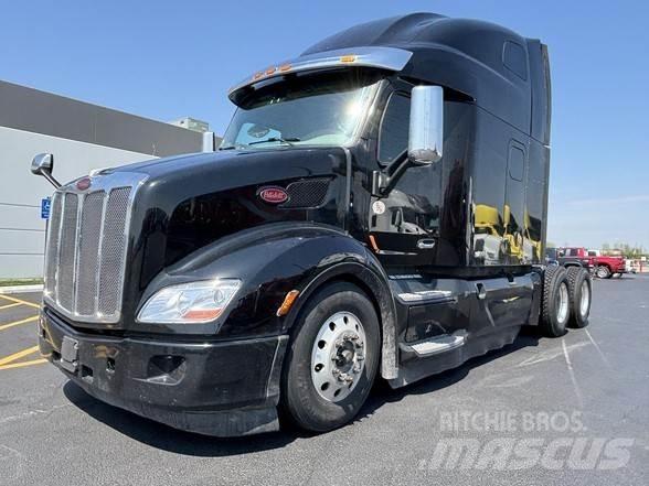 Peterbilt 579 Conventional Trucks / Tractor Trucks