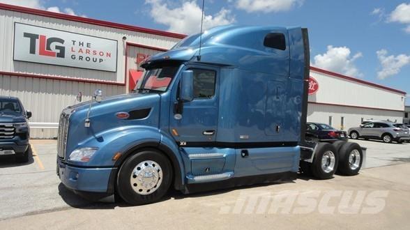 Peterbilt 579 Conventional Trucks / Tractor Trucks