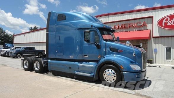 Peterbilt 579 Conventional Trucks / Tractor Trucks