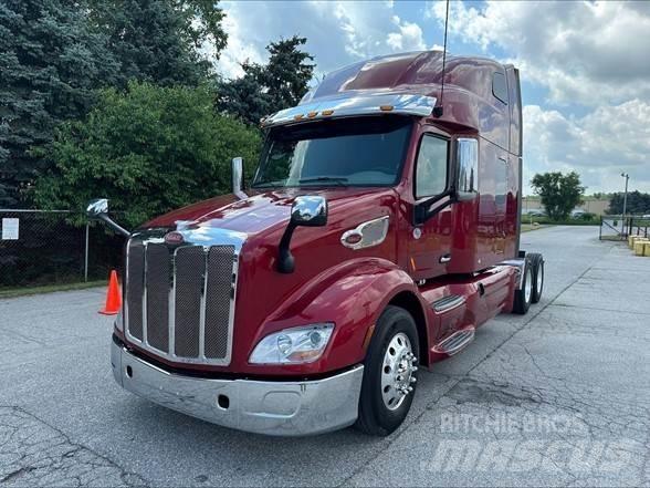 Peterbilt 579 Conventional Trucks / Tractor Trucks