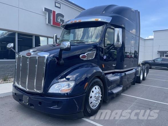 Peterbilt 579 Conventional Trucks / Tractor Trucks