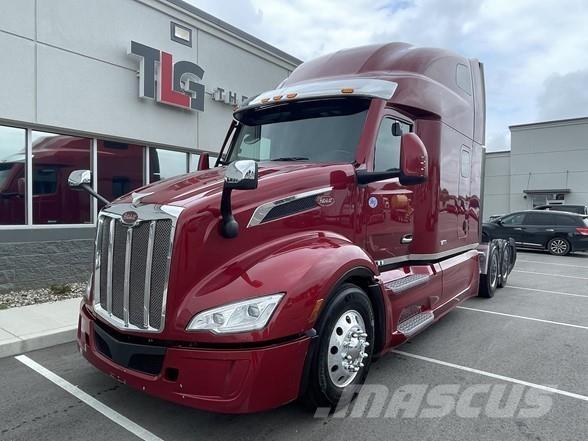 Peterbilt 579 Conventional Trucks / Tractor Trucks