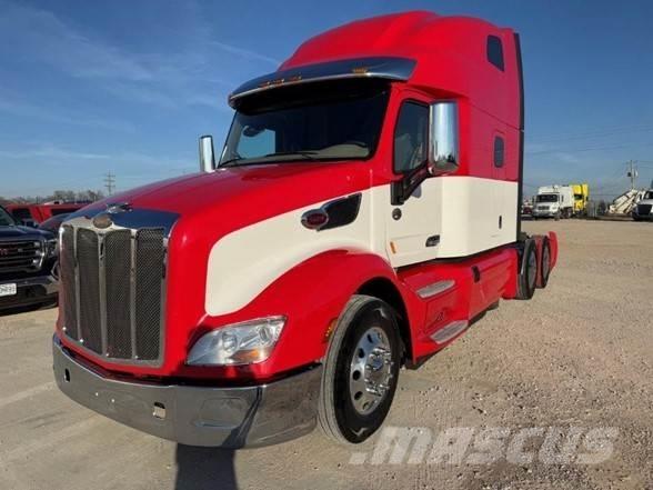 Peterbilt 579 Conventional Trucks / Tractor Trucks