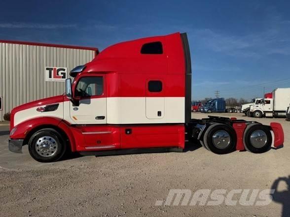Peterbilt 579 Conventional Trucks / Tractor Trucks