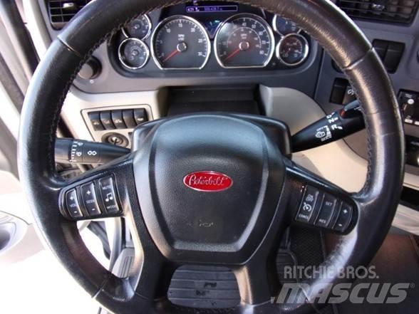 Peterbilt 579 Conventional Trucks / Tractor Trucks