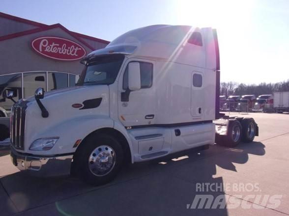 Peterbilt 579 Conventional Trucks / Tractor Trucks
