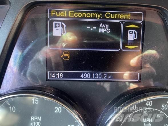 Peterbilt 579 Conventional Trucks / Tractor Trucks