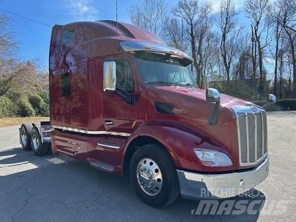 Peterbilt 579 Conventional Trucks / Tractor Trucks