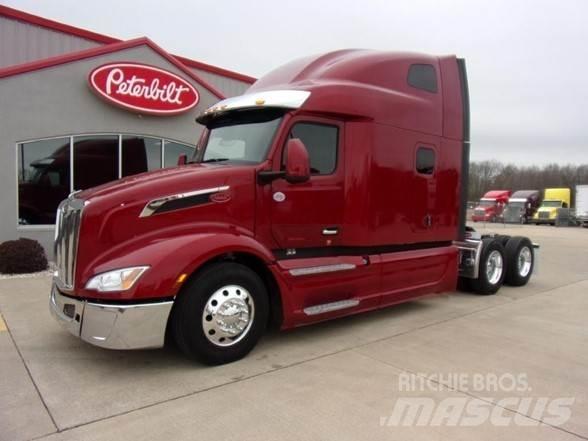 Peterbilt 579 Conventional Trucks / Tractor Trucks