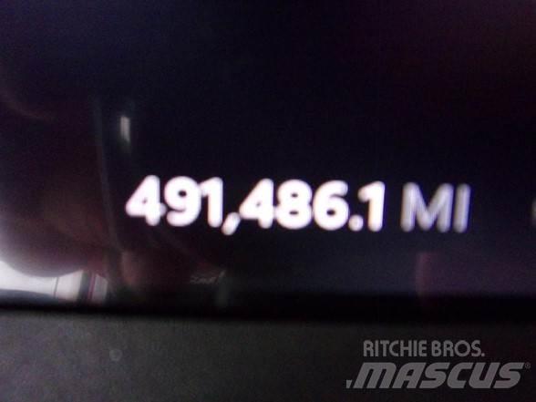 Peterbilt 579 Conventional Trucks / Tractor Trucks