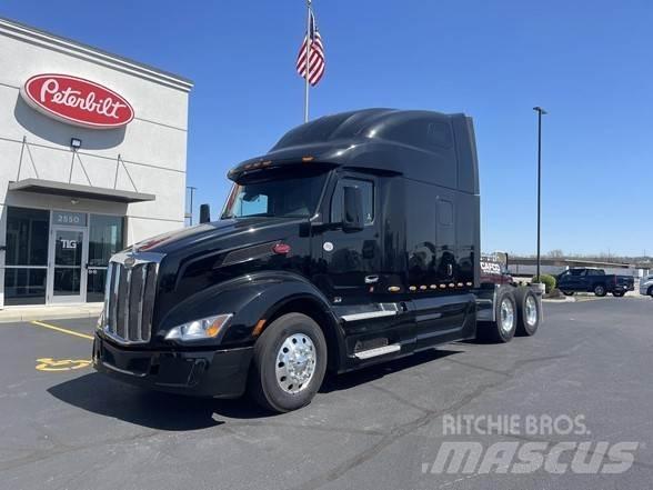 Peterbilt 579 Conventional Trucks / Tractor Trucks