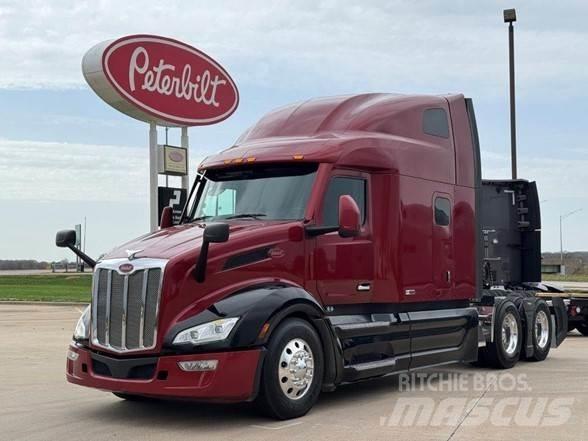 Peterbilt 579 Conventional Trucks / Tractor Trucks