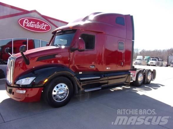 Peterbilt 579 Conventional Trucks / Tractor Trucks