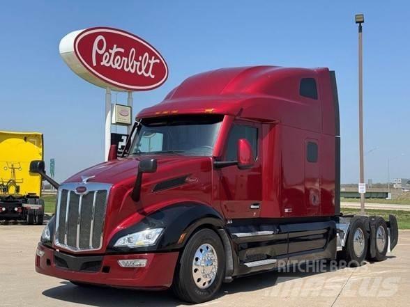 Peterbilt 579 Conventional Trucks / Tractor Trucks