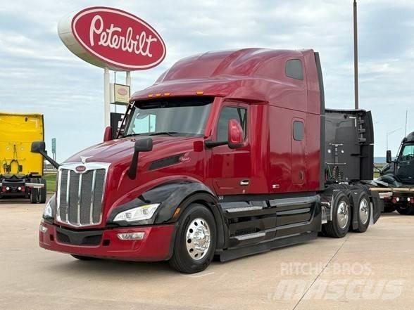 Peterbilt 579 Conventional Trucks / Tractor Trucks