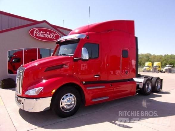 Peterbilt 579 Conventional Trucks / Tractor Trucks