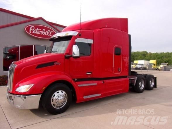 Peterbilt 579 Conventional Trucks / Tractor Trucks