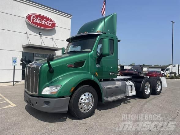 Peterbilt 579 Conventional Trucks / Tractor Trucks