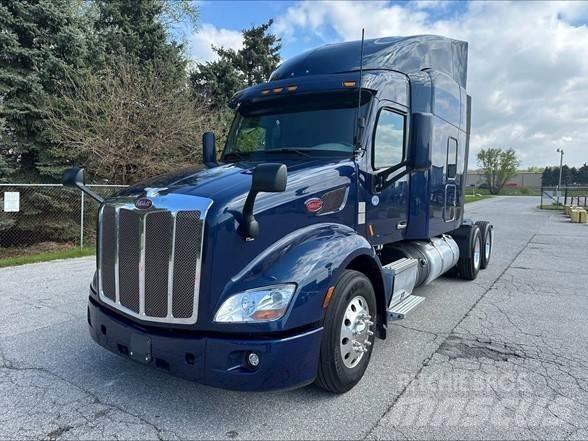 Peterbilt 579 Conventional Trucks / Tractor Trucks