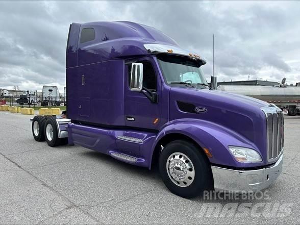 Peterbilt 579 Conventional Trucks / Tractor Trucks