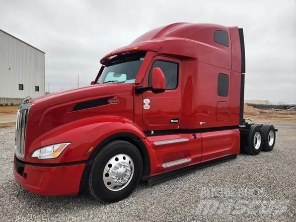 Peterbilt 579 Conventional Trucks / Tractor Trucks