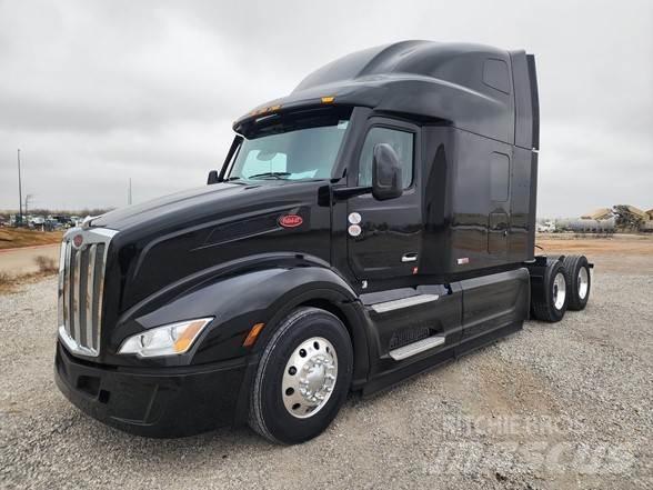 Peterbilt 579 Conventional Trucks / Tractor Trucks