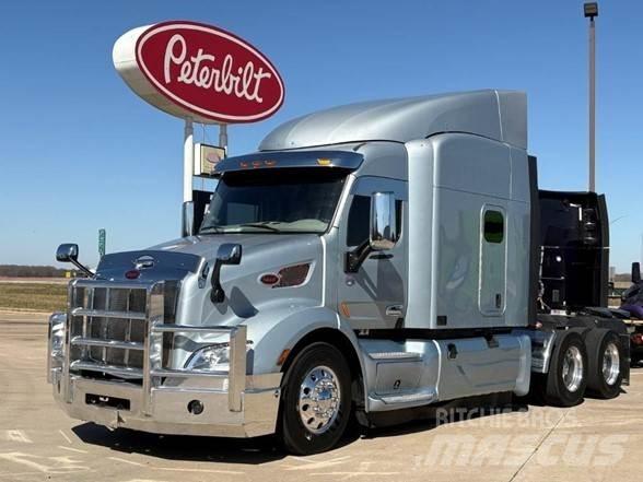Peterbilt 579 Conventional Trucks / Tractor Trucks