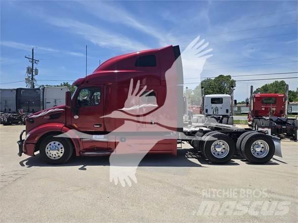 Peterbilt 579 Tractor Units