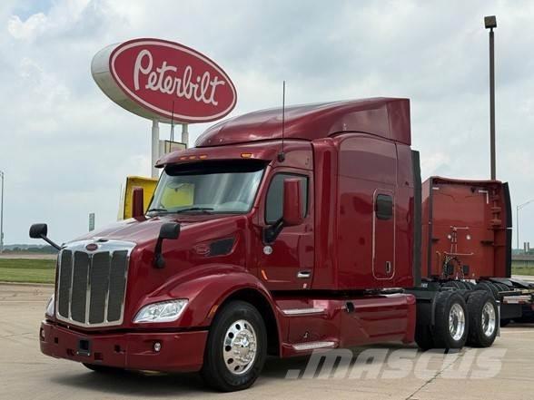 Peterbilt 579 Conventional Trucks / Tractor Trucks