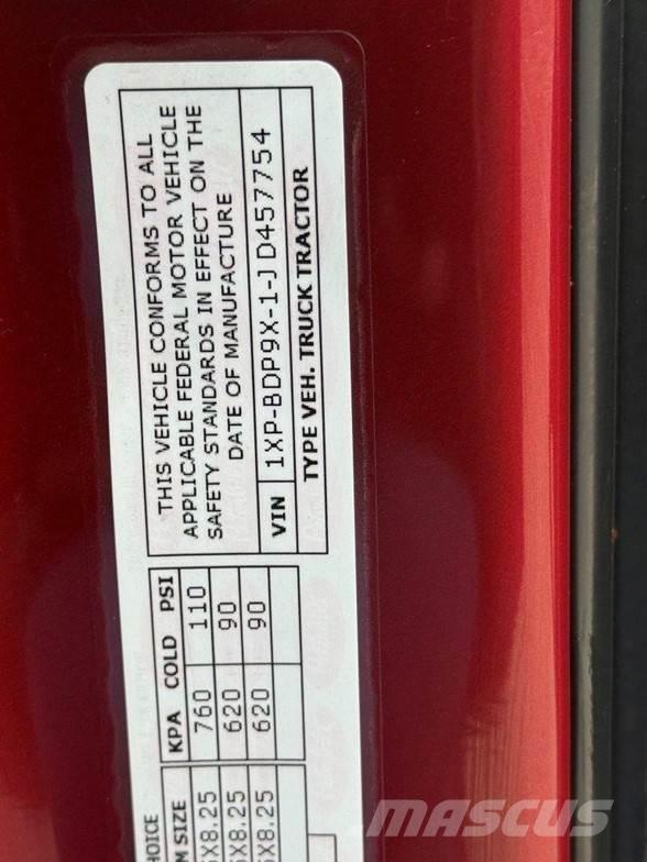Peterbilt 579 Conventional Trucks / Tractor Trucks