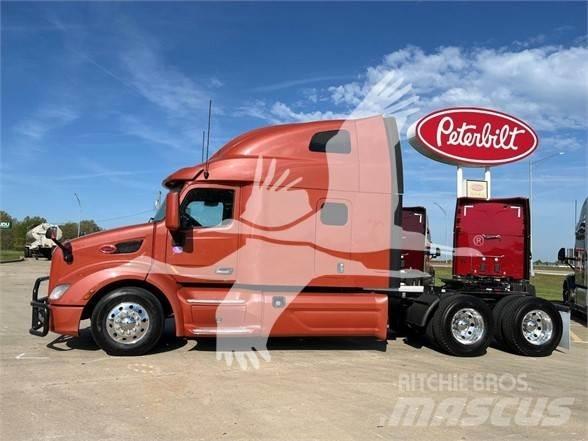 Peterbilt 579 Conventional Trucks / Tractor Trucks