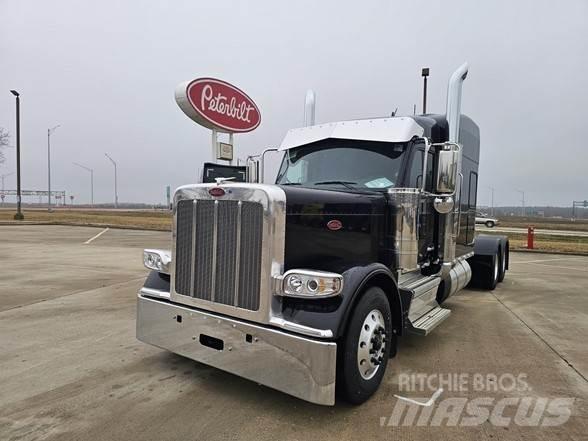 Peterbilt 589 Conventional Trucks / Tractor Trucks