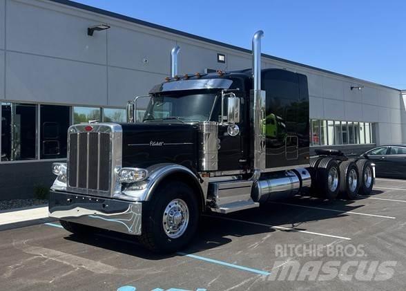 Peterbilt 589 Conventional Trucks / Tractor Trucks