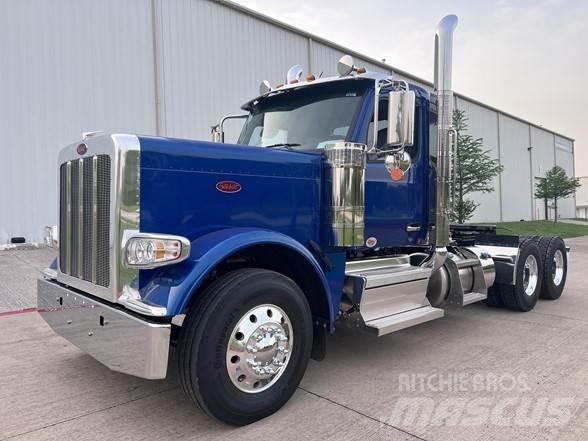 Peterbilt 589 Conventional Trucks / Tractor Trucks
