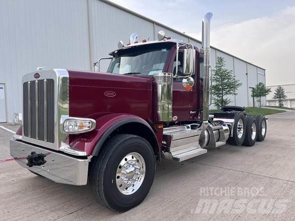 Peterbilt 589 Conventional Trucks / Tractor Trucks