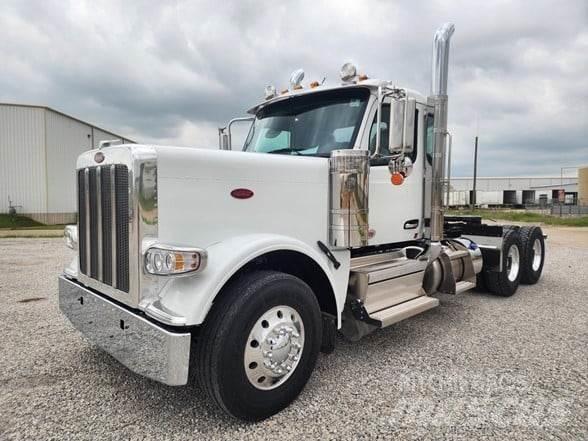 Peterbilt 589 Conventional Trucks / Tractor Trucks