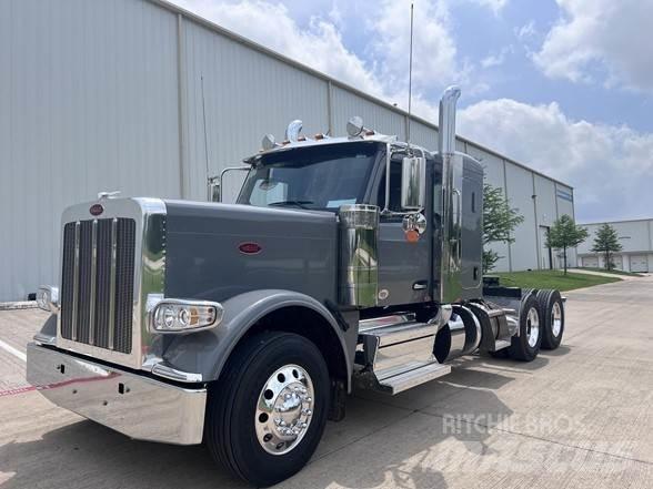 Peterbilt 589 Conventional Trucks / Tractor Trucks