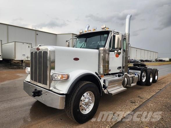 Peterbilt 589 Conventional Trucks / Tractor Trucks