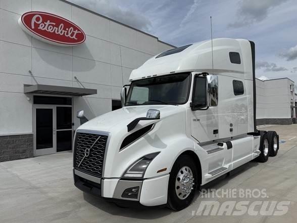 Volvo VNL42860 Conventional Trucks / Tractor Trucks